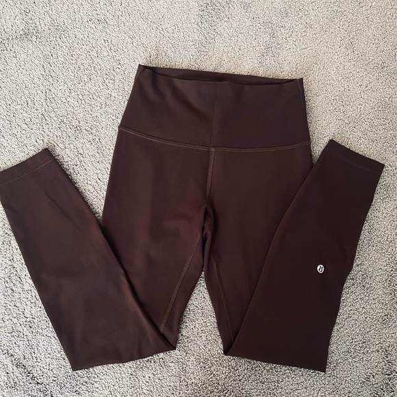 NWOT Lululemon Espresso Wunder Train 25” Size 6 - Picture 1 of 3